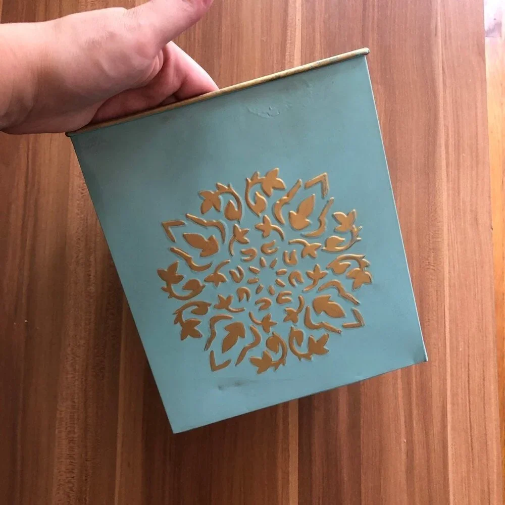 Shabby Chique Metal Storage Container